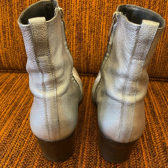 SOLD…Saint Laurent YSL Johnny boots in silver metallic - Picture 4 of 7